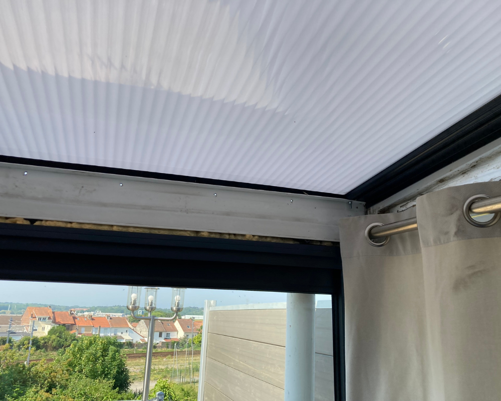 v randa en polycarbonate anti chaleur 32mm opale gris et les profils autoportants 1